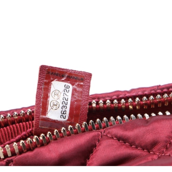 SOLD - Chanel Paris - Hamburg Satin Camera Bag - Picture 8 of 8